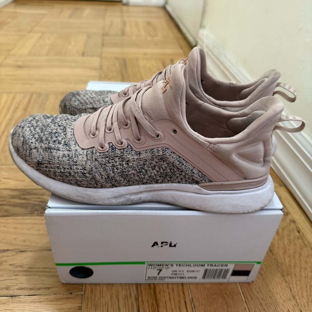 APL Techloom Tracer Women Sz 7 training sneakers lightweight  in original box